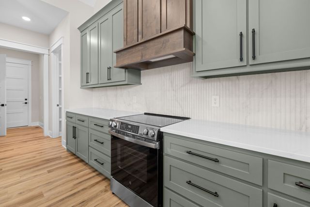 53 Jordan Dr, Estill Springs, TN 37330