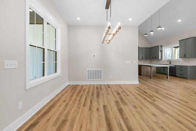 53 Jordan Dr, Estill Springs, TN 37330