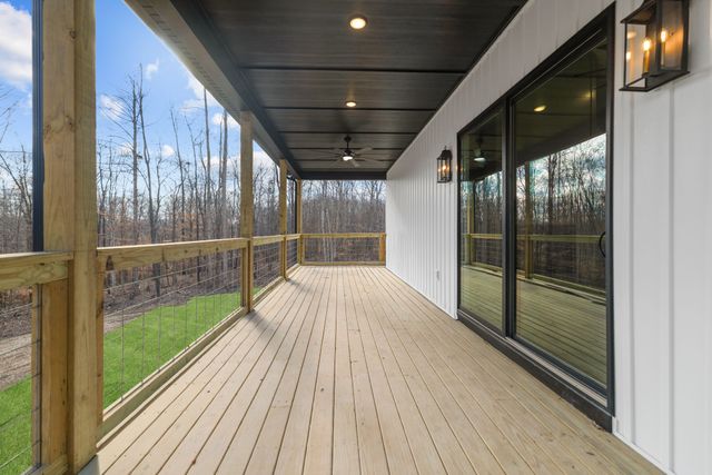 53 Jordan Dr, Estill Springs, TN 37330