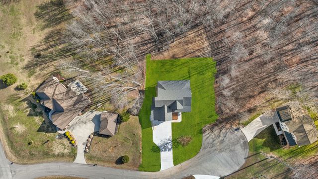 53 Jordan Dr, Estill Springs, TN 37330