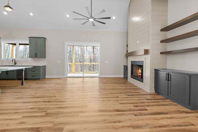 53 Jordan Dr, Estill Springs, TN 37330