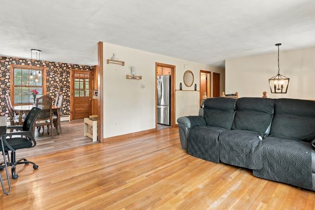 33 Braney Road, Millbury, MA 01527