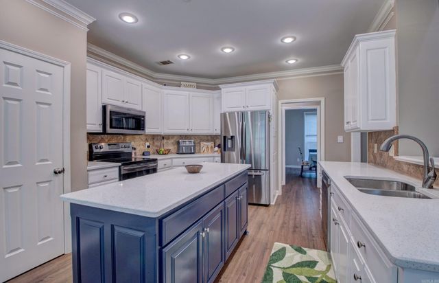 2900 Mossy Creek Drive, Little Rock, AR 72211