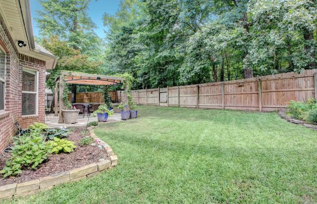 2900 Mossy Creek Drive, Little Rock, AR 72211