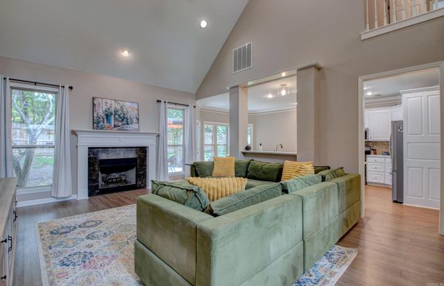 2900 Mossy Creek Drive, Little Rock, AR 72211