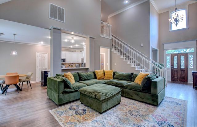 2900 Mossy Creek Drive, Little Rock, AR 72211