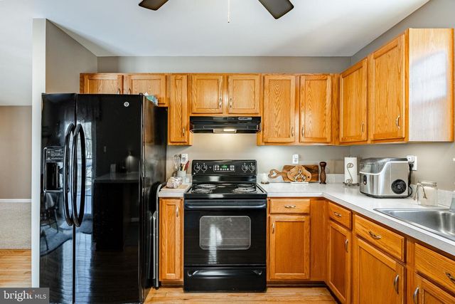 300 REVERE CT, Coatesville, PA 19320