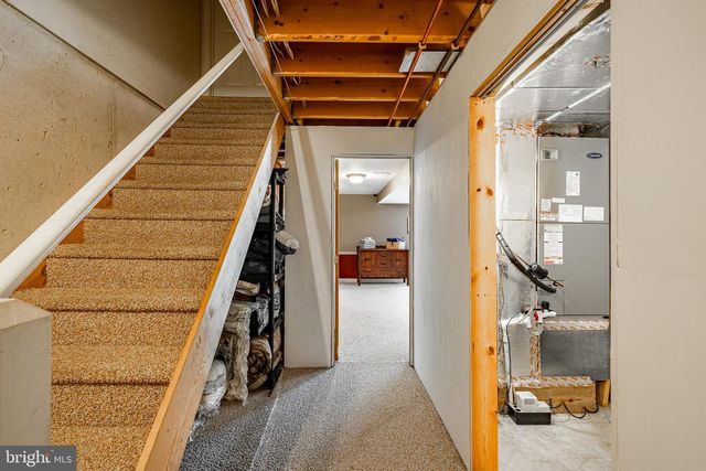 300 REVERE CT, Coatesville, PA 19320