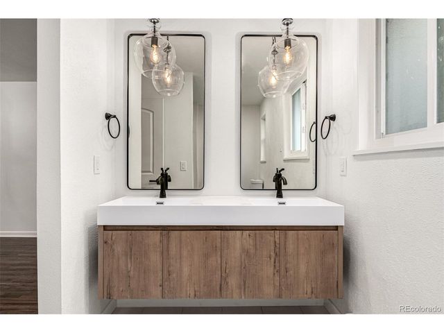 5520 W Kent Pl, Denver, CO 80235