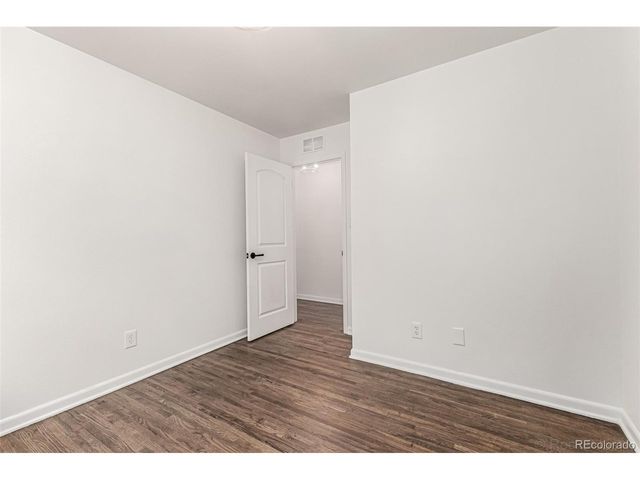 5520 W Kent Pl, Denver, CO 80235