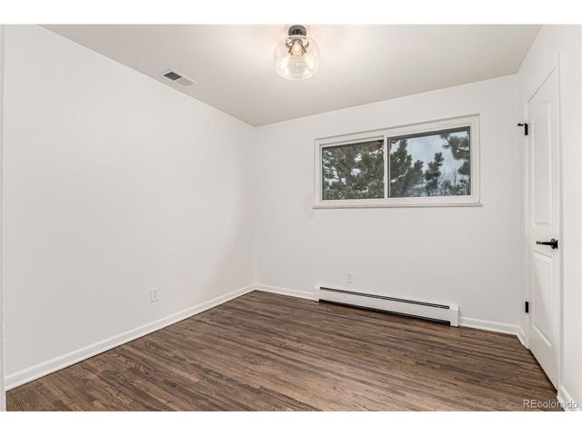 5520 W Kent Pl, Denver, CO 80235