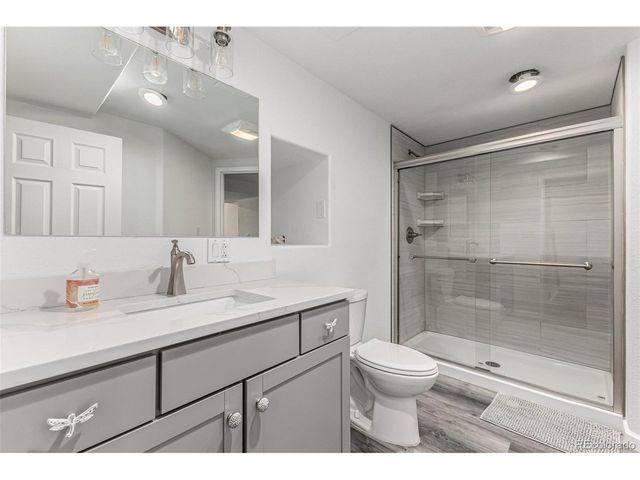 5520 W Kent Pl, Denver, CO 80235