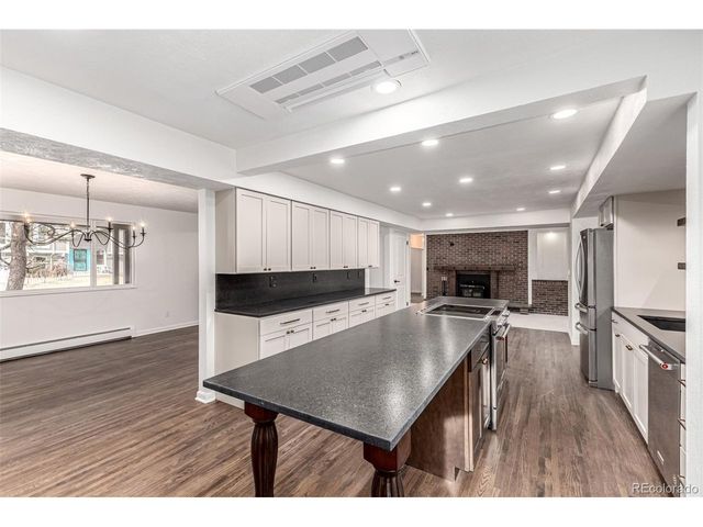 5520 W Kent Pl, Denver, CO 80235