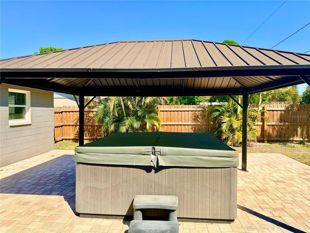 8428 91ST TERRACE, Seminole, FL 33777