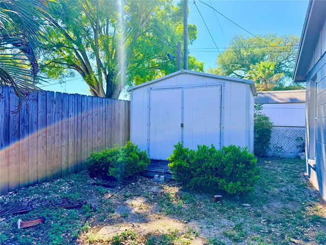 8428 91ST TERRACE, Seminole, FL 33777