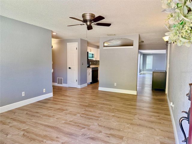 8428 91ST TERRACE, Seminole, FL 33777