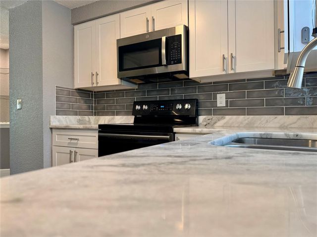 8428 91ST TERRACE, Seminole, FL 33777