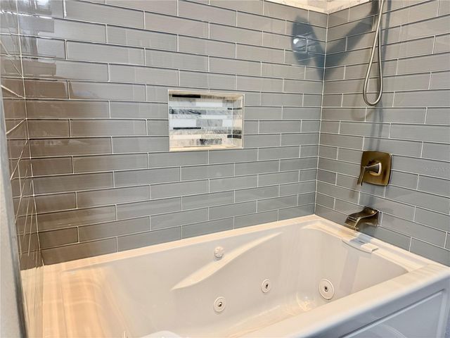 8428 91ST TERRACE, Seminole, FL 33777