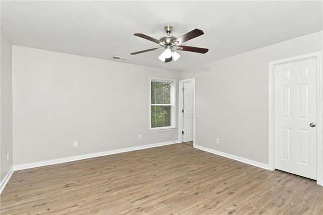 841 Ridge Avenue NW, Atlanta, GA 30318