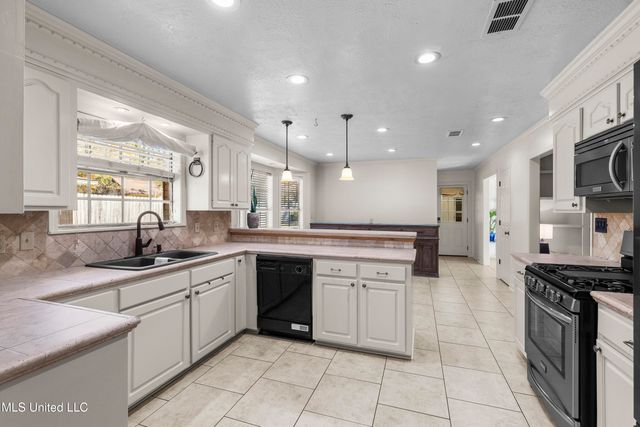 602 Audubon Point Drive, Brandon, MS 39047