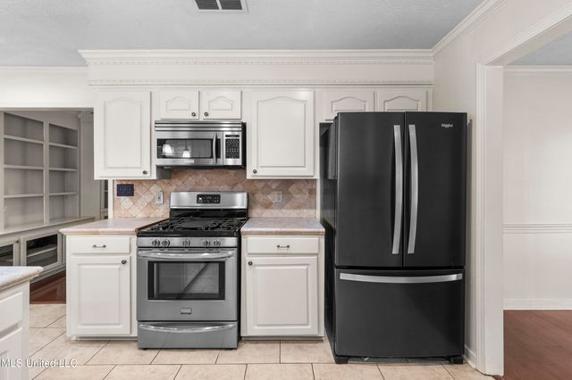 602 Audubon Point Drive, Brandon, MS 39047