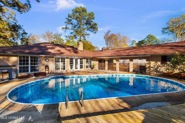 602 Audubon Point Drive, Brandon, MS 39047