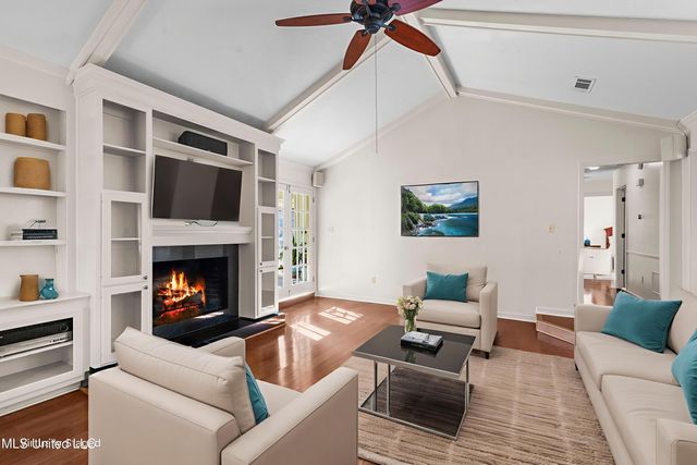 602 Audubon Point Drive, Brandon, MS 39047