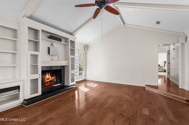 602 Audubon Point Drive, Brandon, MS 39047