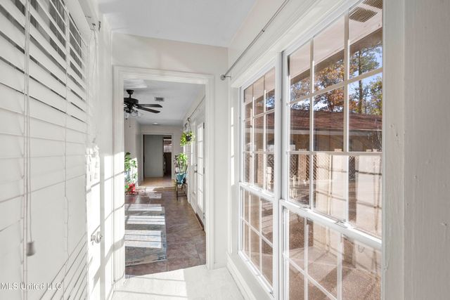 602 Audubon Point Drive, Brandon, MS 39047