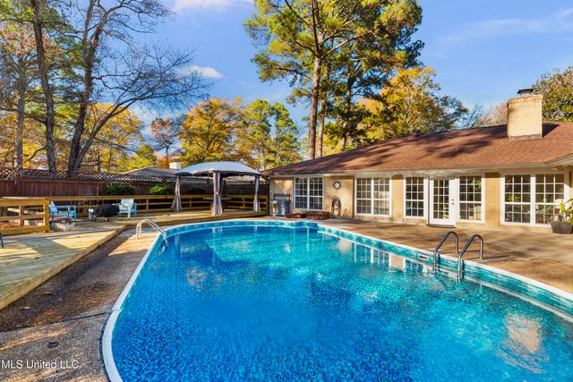 602 Audubon Point Drive, Brandon, MS 39047