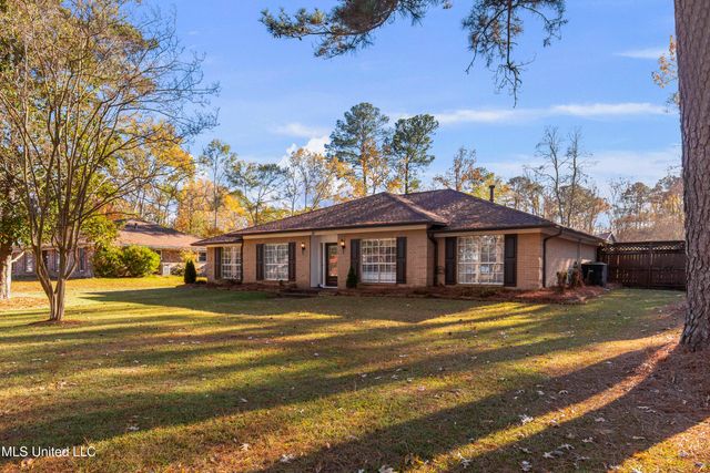 602 Audubon Point Drive, Brandon, MS 39047