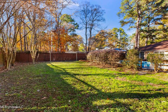 602 Audubon Point Drive, Brandon, MS 39047