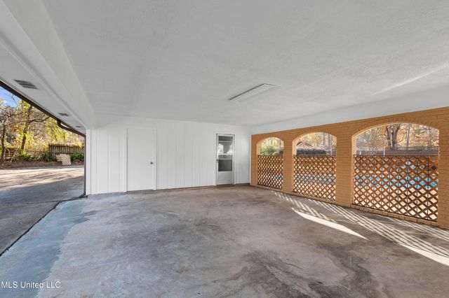 602 Audubon Point Drive, Brandon, MS 39047