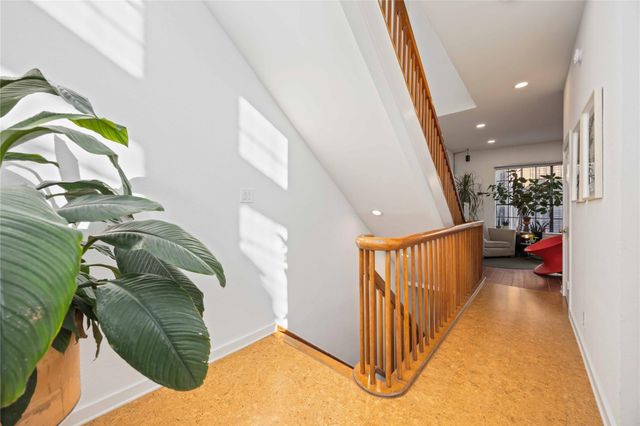 1425 Nantucket Drive B, Houston, TX 77057