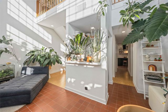 1425 Nantucket Drive B, Houston, TX 77057