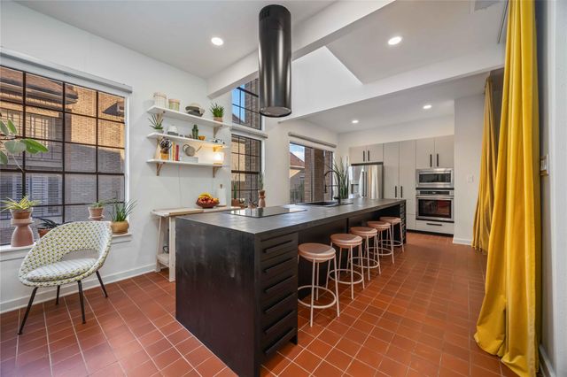 1425 Nantucket Drive B, Houston, TX 77057