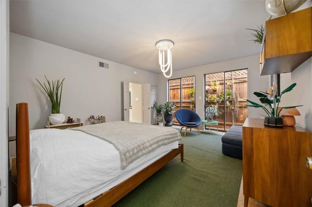 1425 Nantucket Drive B, Houston, TX 77057