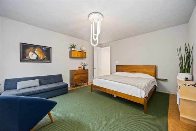 1425 Nantucket Drive B, Houston, TX 77057