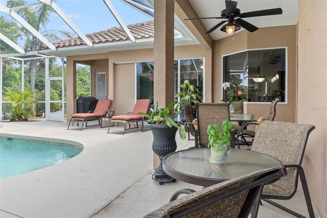 1872 COCONUT PALM CIRCLE, North Port, FL 34288