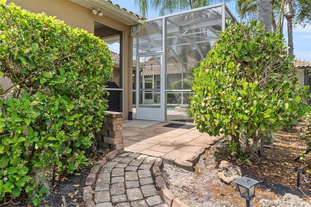 1872 COCONUT PALM CIRCLE, North Port, FL 34288