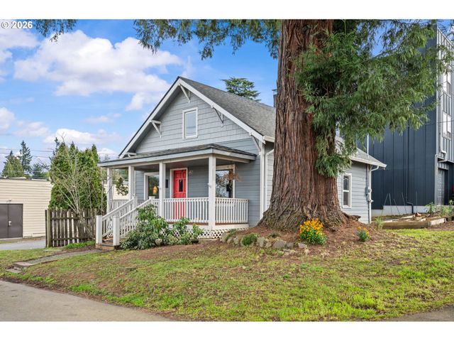 326 PEARL St, Oregon City, OR 97045