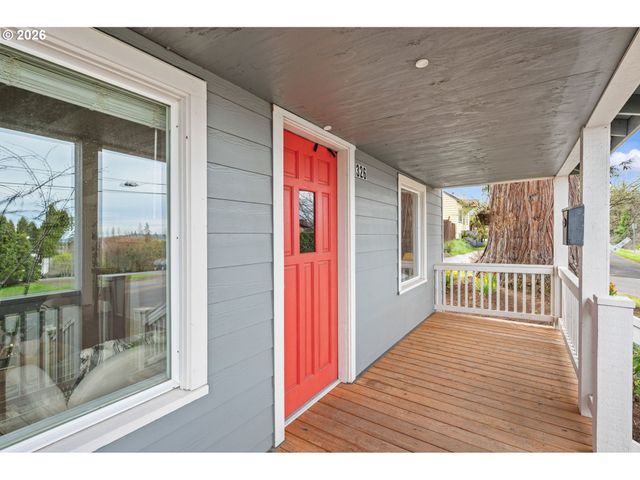 326 PEARL St, Oregon City, OR 97045