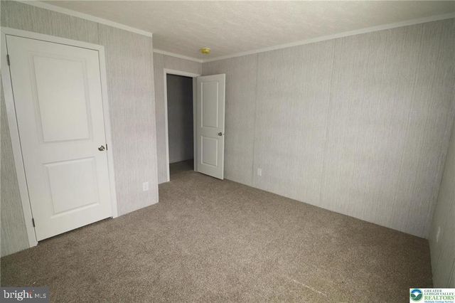 5020 OLD TIMBER RD, Stroudsburg, PA 18360