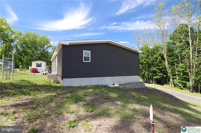 5020 OLD TIMBER RD, Stroudsburg, PA 18360