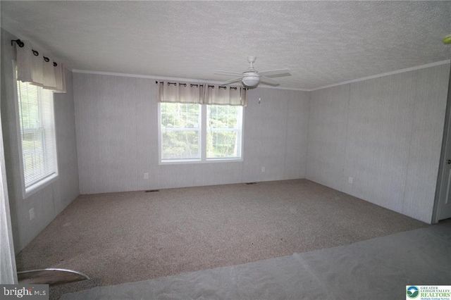 5020 OLD TIMBER RD, Stroudsburg, PA 18360