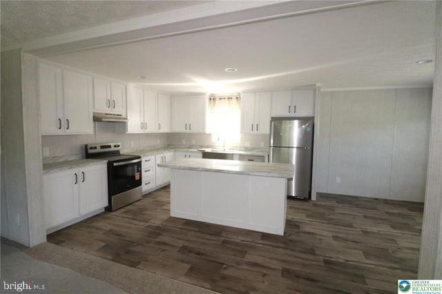 5020 OLD TIMBER RD, Stroudsburg, PA 18360