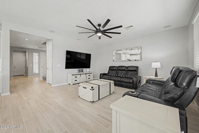 22179 N DANIEL Drive, Maricopa, AZ 85138