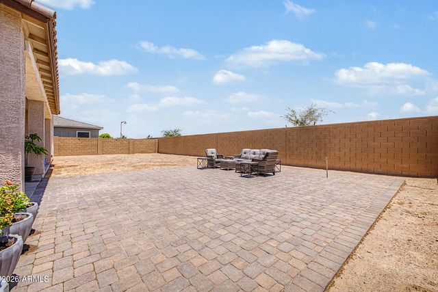 22179 N DANIEL Drive, Maricopa, AZ 85138