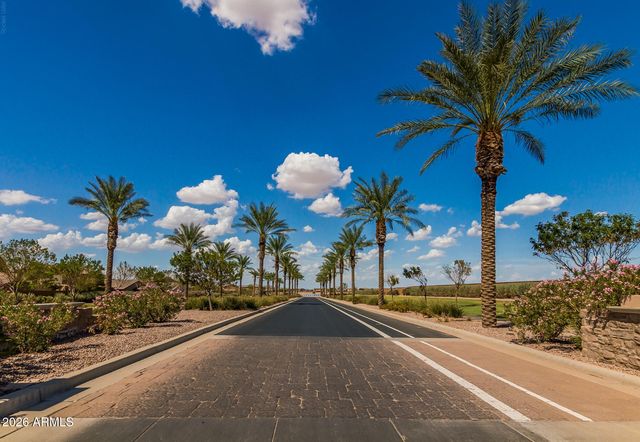 22179 N DANIEL Drive, Maricopa, AZ 85138