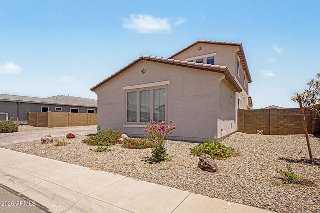 22179 N DANIEL Drive, Maricopa, AZ 85138
